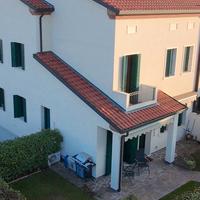 Tencarola -Selvazzano, villetta a schiera di testa