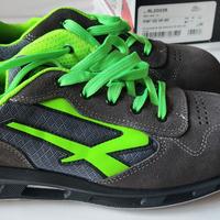 Scarpe Upower