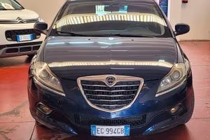 Lancia Delta 1.9 MJT Twinturbo DPF Oro
