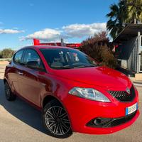 Lancia Ypsilon Gold 2021