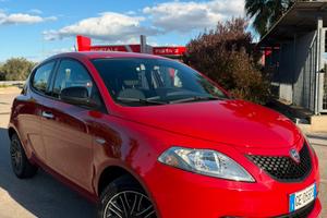 Lancia Ypsilon Gold 2021