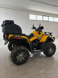 Can-am outlander xt650