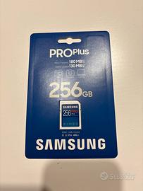Scheda sd 256gb NUOVA