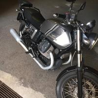 Moto Guzzi V7 - 2015