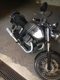 Moto Guzzi V7 - 2015