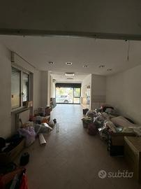 NEGOZIO A CASTELLI CALEPIO