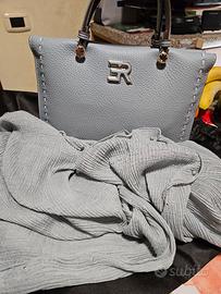 borsa firmata pelle azzurra chiara 