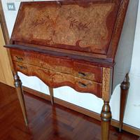 Mobiletto ribaltina intarsiato