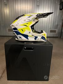 AIROH AVIATOR 3 SPIN BLUE/FLUO