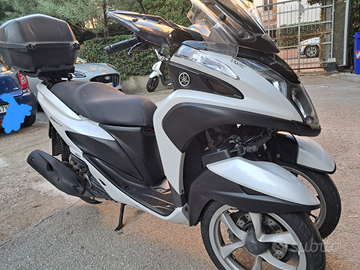 YAMAHA Tricity 125