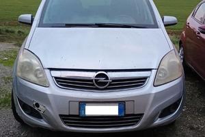 opel zafira cosmo - pere neopatentati