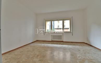 Appartamento a Ascoli Piceno Via Rovereto 4 locali