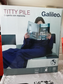 Coperta con maniche in pile