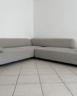 Divano angolare MOROSO "Lowseat" (P. Urquiola)