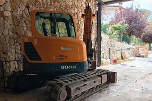 Escavatore cingolato