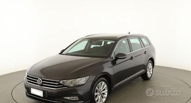Volkswagen Passat Variant 1.6 TDI SCR Business Blu