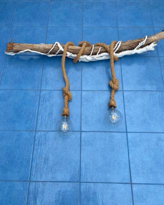 Lampadario con radici avvolte