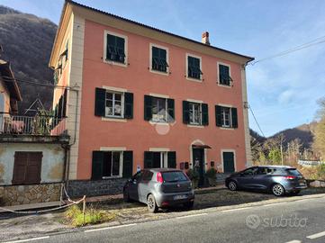 3 LOCALI A MONTOGGIO