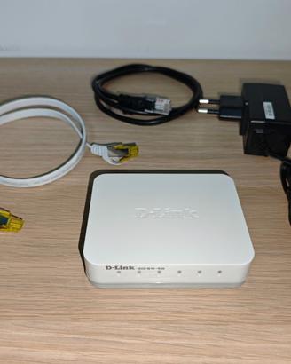 Switch D-Link GO-SW-5G con 5 porte Fast Ethernet