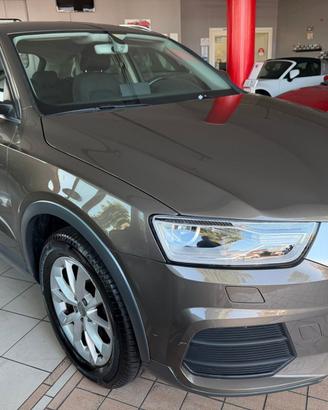 Audi Q3 2.0 TDI 150 CV 111.000 KM