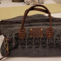 Borsa da viaggio Originale WOOLRICH in lana.