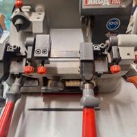 Duplicatrice chiavi silca 2000p