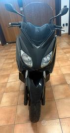 Yamaha X Max 250