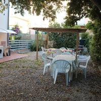 Cecina Mare Quadrilocale giaridino ingresso indip