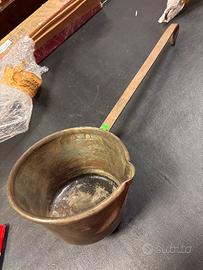 Mestolo da cucina antico