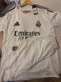 Kit Real Madrid 2024/25 maglia+pantaloncino M