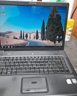 PC portatile compaq presario C700