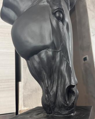 Statua