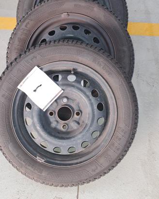 set gomme invernali 155/65/14 