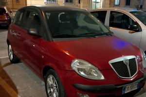 Lancia Y
