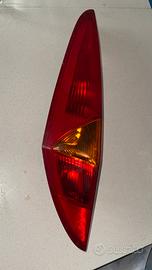FANALE POSTERIORE FIAT PUNTO 188 3 PORTE DESTRO