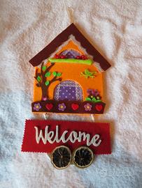 Casetta fuoriporta in feltro FATTA A MANO