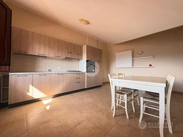 3 LOCALI A MONTALTO UFFUGO