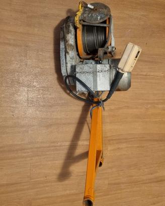Paranco elettrico IMER ET 200–200kg – funzionante