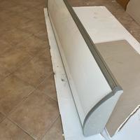 insegna monofacciale a cassettonetto