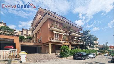 attico 3 camere con terrazzo coperto e garage