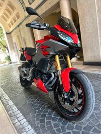 BMW f900 XR