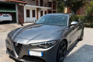 ALFA ROMEO GIULIA 2.2 180 CV DIESEL AT8 110.000 KM