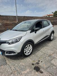 renault captur 1.5 disel  anno 2016