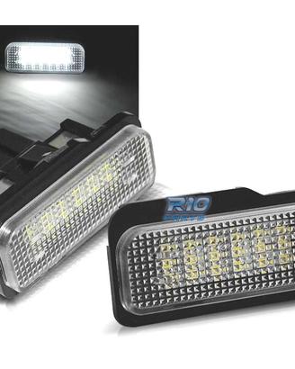 LUCI TARGA A LED MERCEDES W211 W219 R171 W203 KOMB