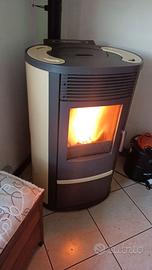 Edilkamin Lillia Plus colore avorio stufa a pellet