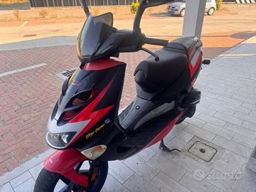 Aprilia SR 50 TROY CORSER
