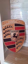 Porsche scudo insegna