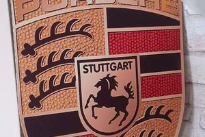 Porsche scudo insegna
