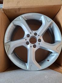 4 cerchi lega 18" originali Mercedes A1564012500