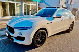 Maserati Levante V6 diesel 275cv AWD GranSport